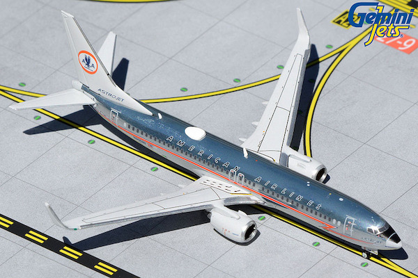 Boeing 737-800 American Airlines N324RN polished