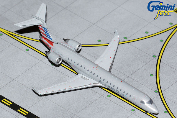 Canadair CRJ700ER American Eagle / SkyWest Airlines N706SK GJAAL2033