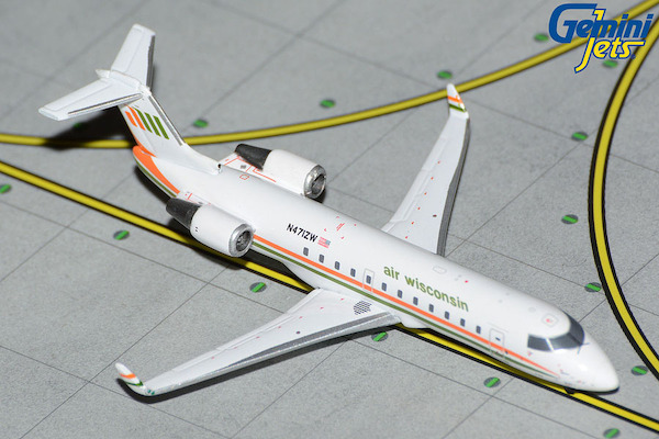 Canadair CRJ200LR Air Wisconsin retro N471ZW GJAWI2211