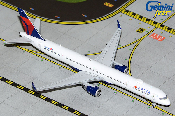Boeing 757-300 Delta Air Lines N590NW GJDAL2098