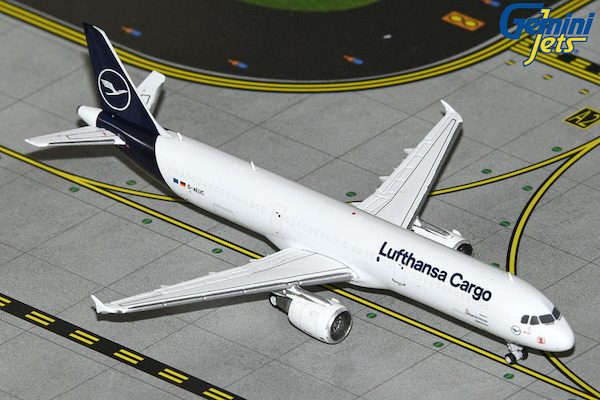 Airbus A321P2F Lufthansa Cargo D-AEUC GJDLH2135