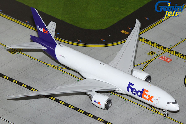 Boeing B777-200LRF FedEx N895FD  GJFDX2304