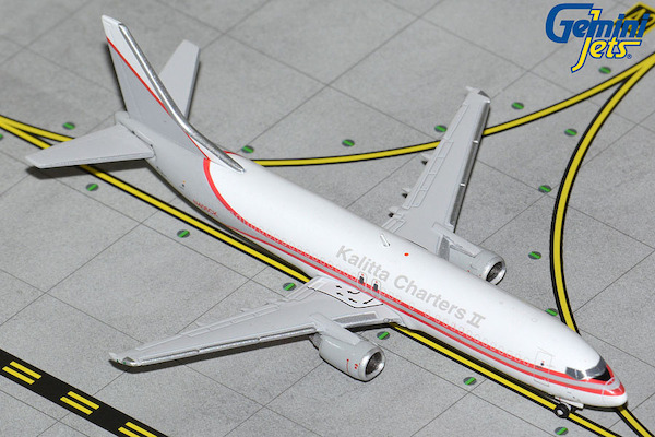 Boeing 737-400SF Kalitta Charters II N405CK GJKFS1958