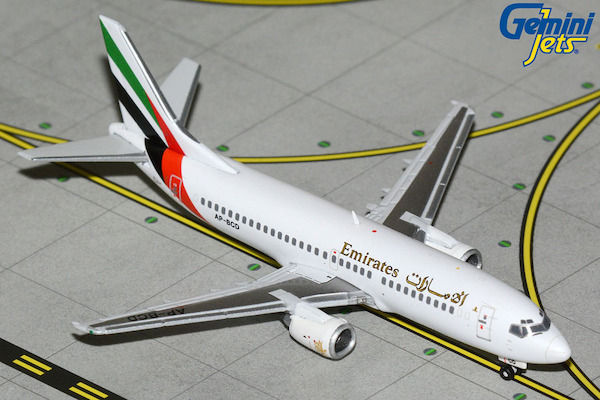 Boeing 737-300 Emirates AP-BCD  GJUAE2232