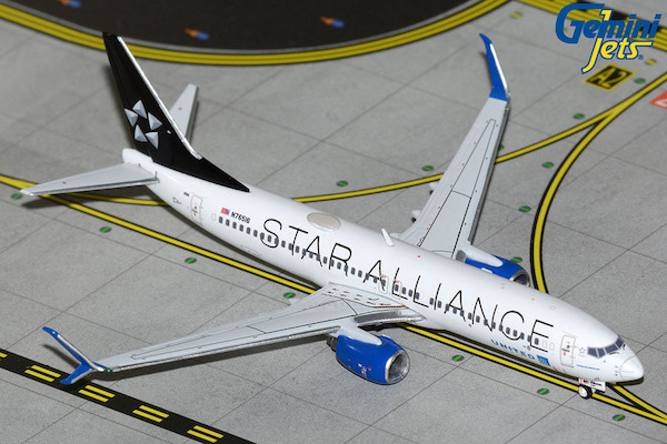 Boeing 737-800 United Airlines Star Alliance N76516 GJUAL2312