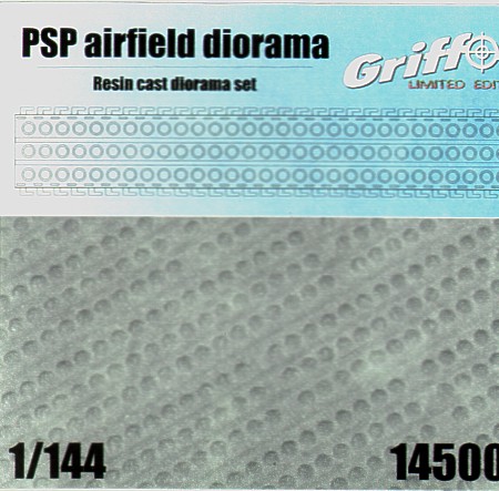 PSP Airfield diorama  GRF15002