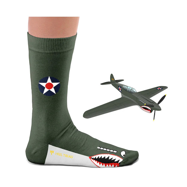 Pair of war machine socks: USAF Curtiss P-40 SOCK P40