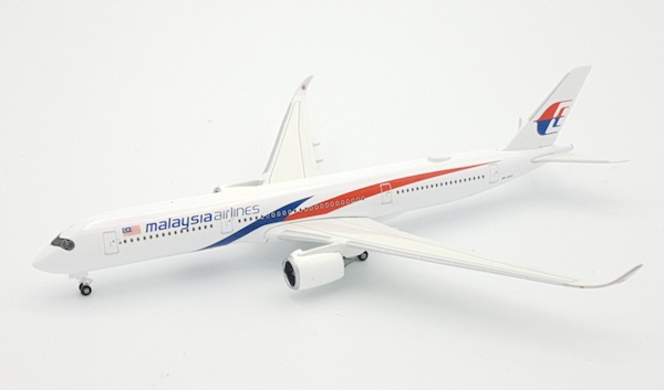 Airbus A350-900 Malaysia Airlines 9M-MAD 532990