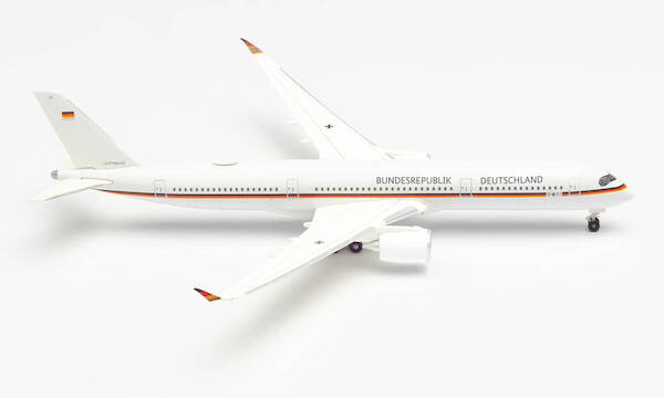 Airbus A350-900 Luftwaffe Flugbereitschaft 10+01 Konrad Adenauer 534468-001