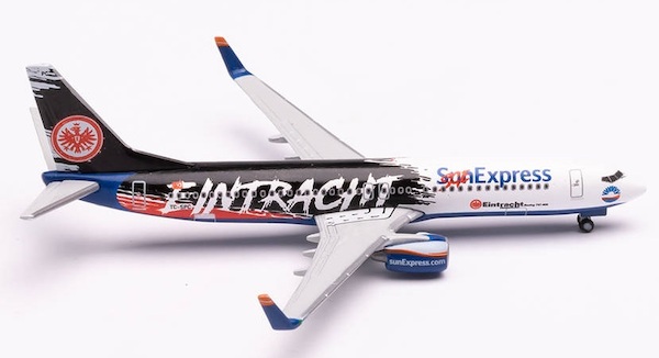 Boeing 737-800 Sun Express "Eintracht Frankfurt SGE Express" TC-SPC 535236