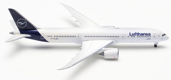 Boeing 787-9 Dreamliner Lufthansa  535946-001