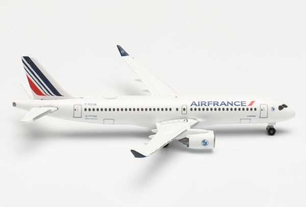 Airbus A220-300 Air France "Le Bourget" F-HZUA 535991