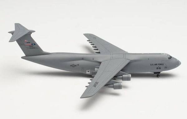 Lockheed C5M Super Galaxy USAF 433 AW/68Sqd "City San Antonio" 87-0027 536035