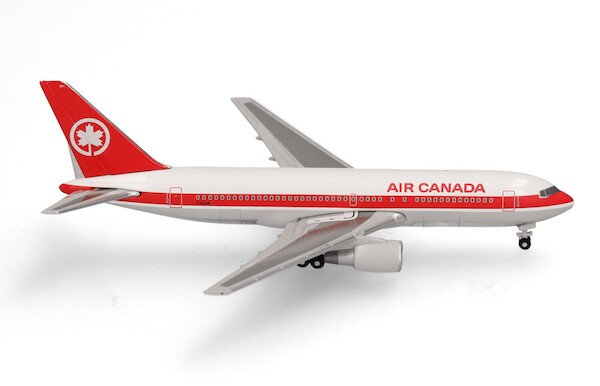 Boeing 767-200 Air Canada C-GAUB 537377