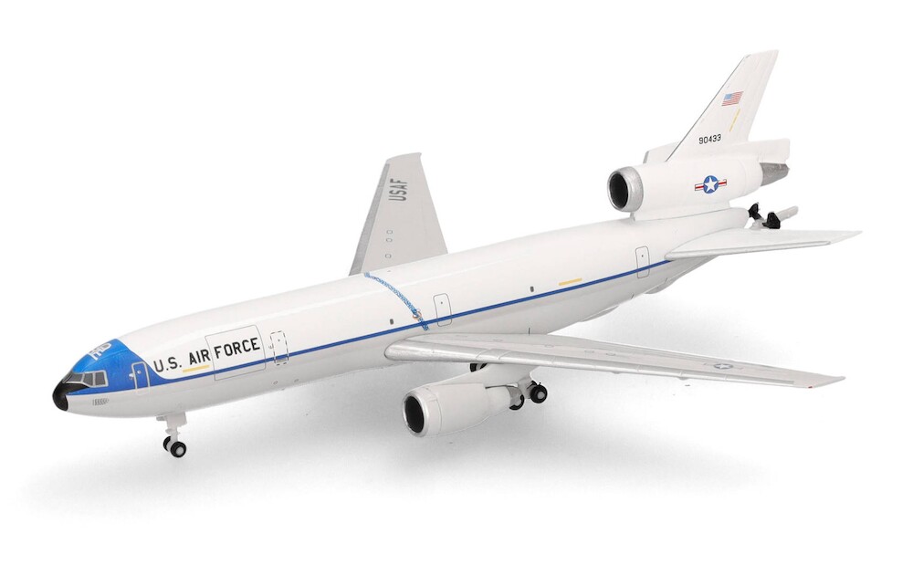 Herpa Wings 538381 Douglas KC10 Extender USAF 2nd Bomb Wing
