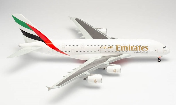 Airbus A380 Emirates A6-EOE 555432-003
