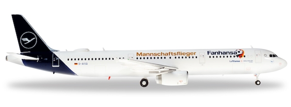 Airbus A321 Lufthansa "Fanhansa Mannschaftsflieger" D-AISQ  559416