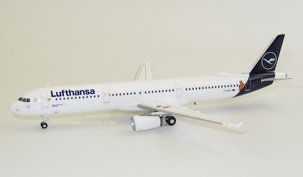 Airbus A321 Lufthansa "Die Maus" D-AIRY  559959