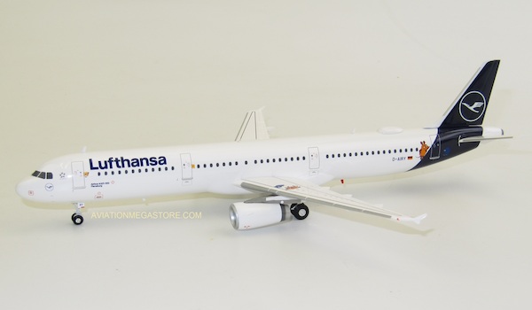 Airbus A321 Lufthansa "Die Maus" D-AIRY 559959