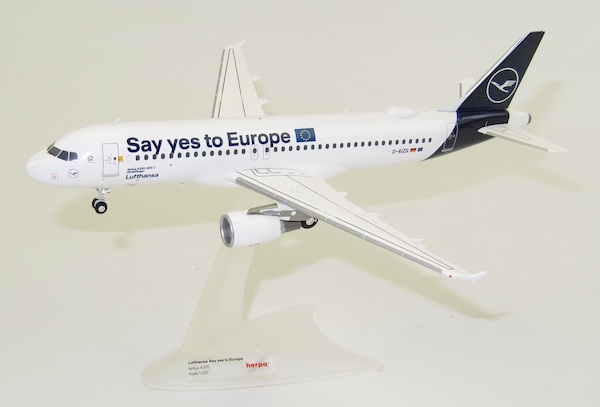 Airbus A320 Lufthansa "Say yes to Europe" D-AIZG "Sindelfingen"  559997