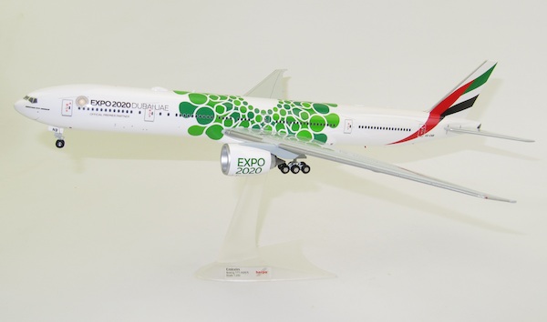 Boeing 777-300ER Emirates Expo 2020 Dubai "Sustainability" Green Livery A6-ENB  570664