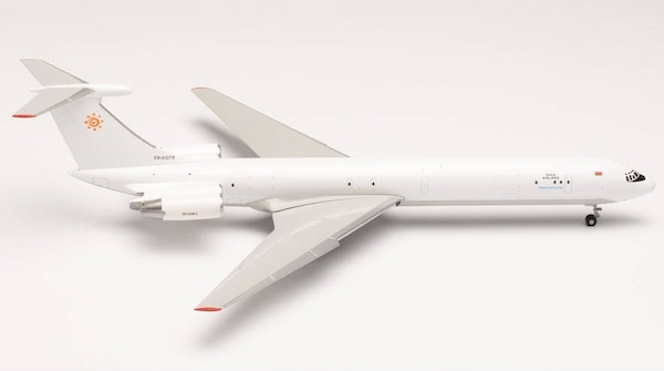 Ilyushin IL62MF Rada Airlines EW-450TR 571715