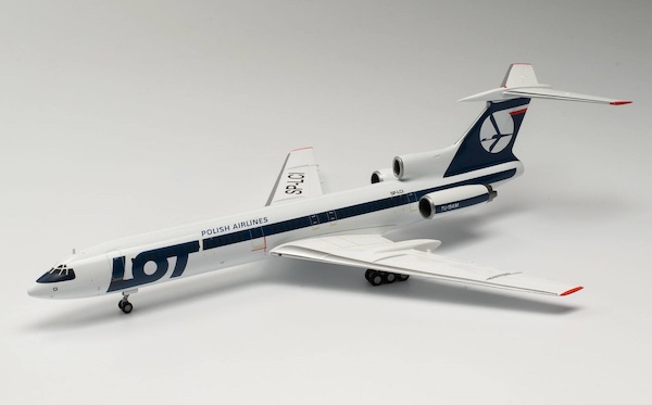 Tupolev Tu154M LOT Polish Airlines 572712
