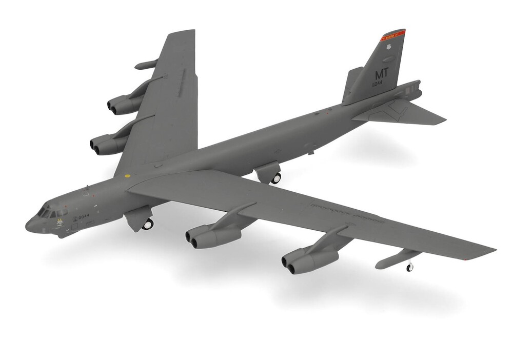 Herpa Wings 573467 B52H Stratofortress USAF 23rd Bomb Sqd. Barons