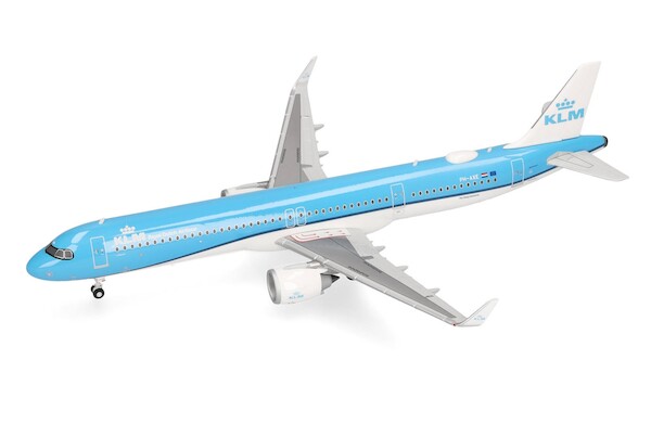Airbus A321neo KLM PH-AXE “Landkaartje / Map Butterfly”  573801