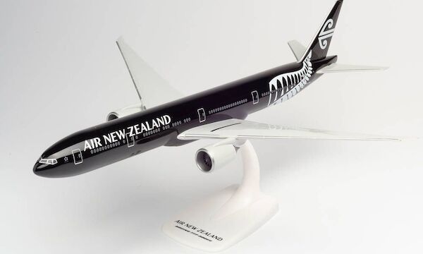 Boeing 777-300ER Air New Zealand All Blacks ZK-OKQ  612777