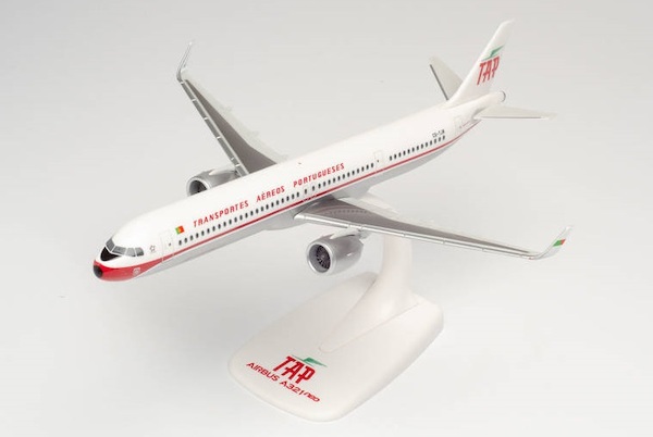 Airbus A321neo TAP Air Portugal Retro 75th anniversary colors CS-TJR 613316