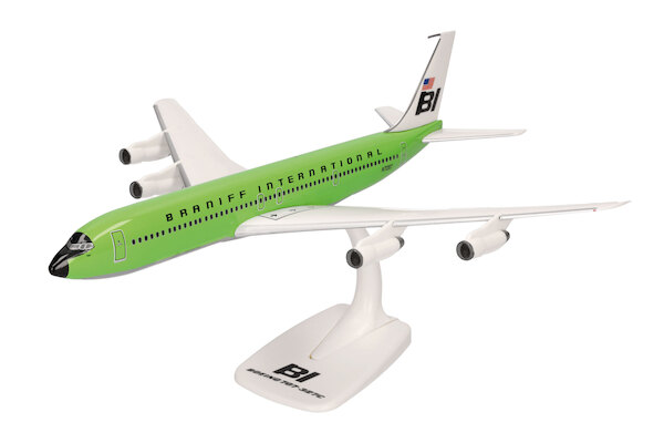 Boeing 707-300 Braniff solid lime green N7097  614009