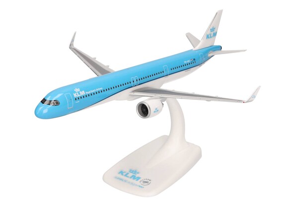 Airbus A321neo KLM PH-AXC “Citroenvlinder / Common Brimstone”  614665