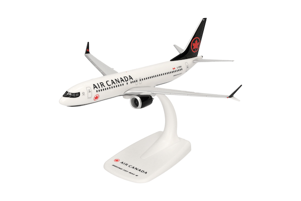 Boeing 737 Max 8 Air Canada C-FSNU  614955