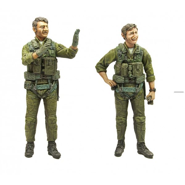 US Navy F4 Phantom II Pilots in Vietnam War (2 Figures) HF757
