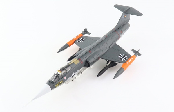 F104G Starfighter 26+69 MFG 2 Marineflieger Fliegerhorst Eggebek 1985 (2x Kormoran anti-ship missiles) HA1049