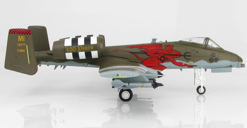 Hobbymaster HA1326 A10C Warthog USAF, "100 Anniversary of the 107