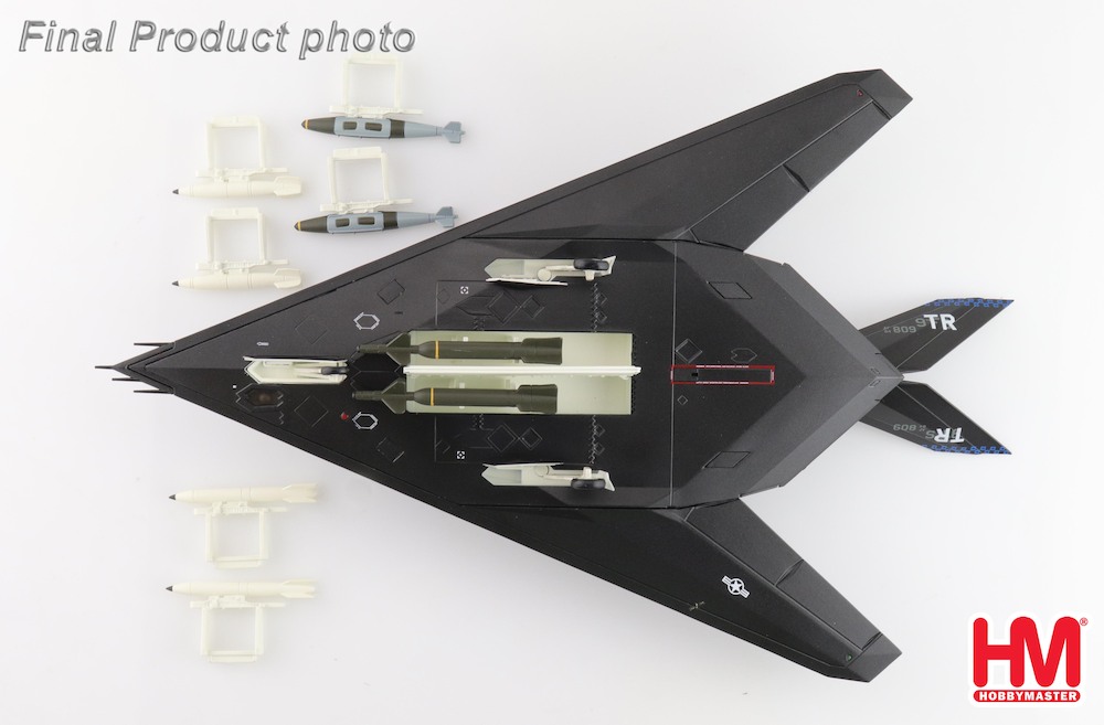 Hobbymaster HA5813 F117A Nighthawk USAF, 84-0809, 2022 (w/extra 2