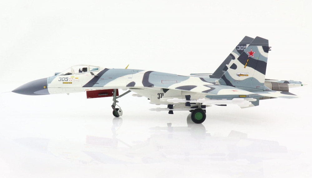 Hobbymaster HA6012 Sukhoi Su27 Flanker, Russian Air Force, Blue 3