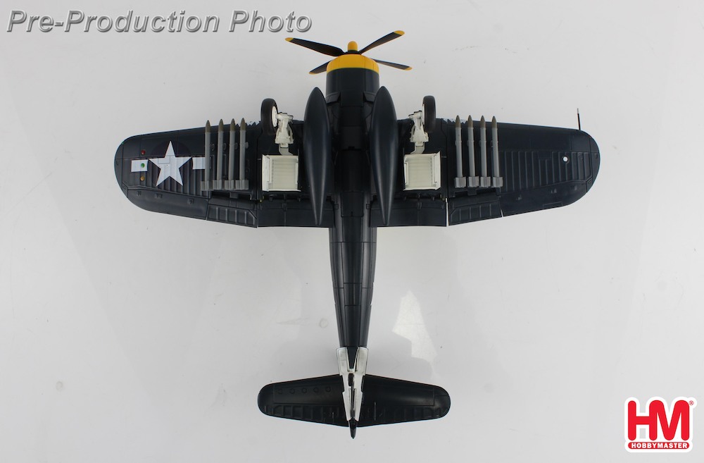Hobbymaster HA8226 Vought F4U-4 Corsair White 13, Capt