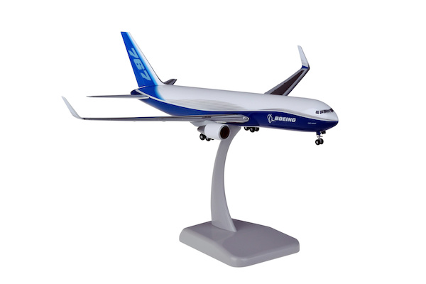 Boeing 767-300F Boeing House Colors HG3770