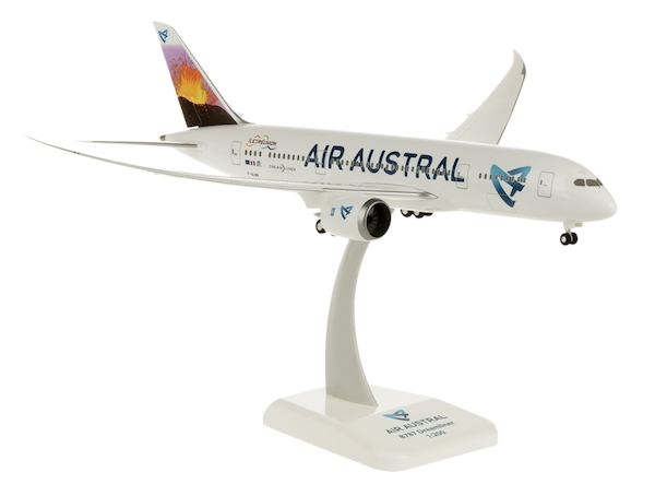 Boeing 787-8 Dreamliner Air Austral F-OLRB  HGAA02