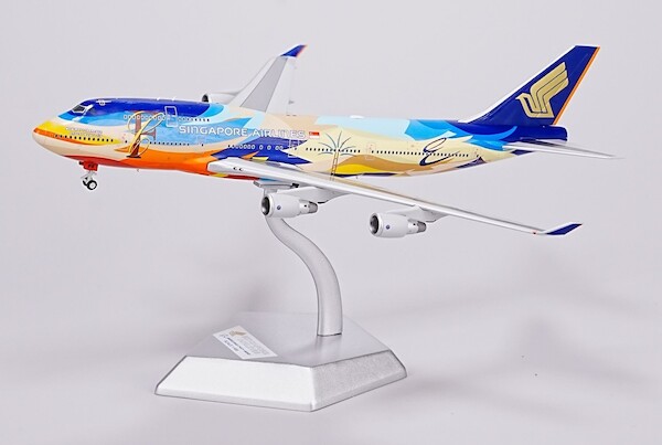 Singapore Airlines Boeing 747-400 "Tropical" 9V-SPK B615302