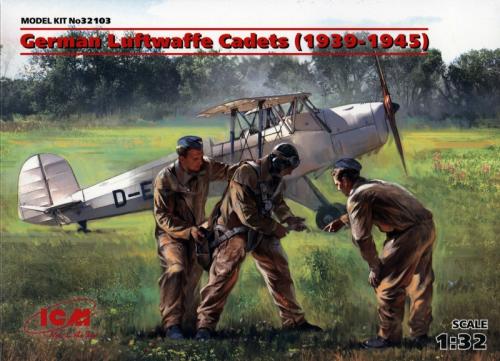 German Luftwaffe Cadets (1939-1945) (3 figures) 32103