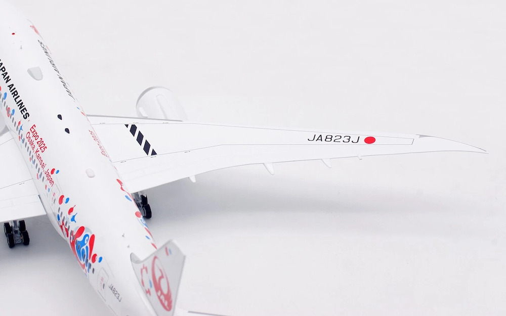 Inflight 200 B-788-823 Boeing 787-8 Dreamliner JAL, Japan