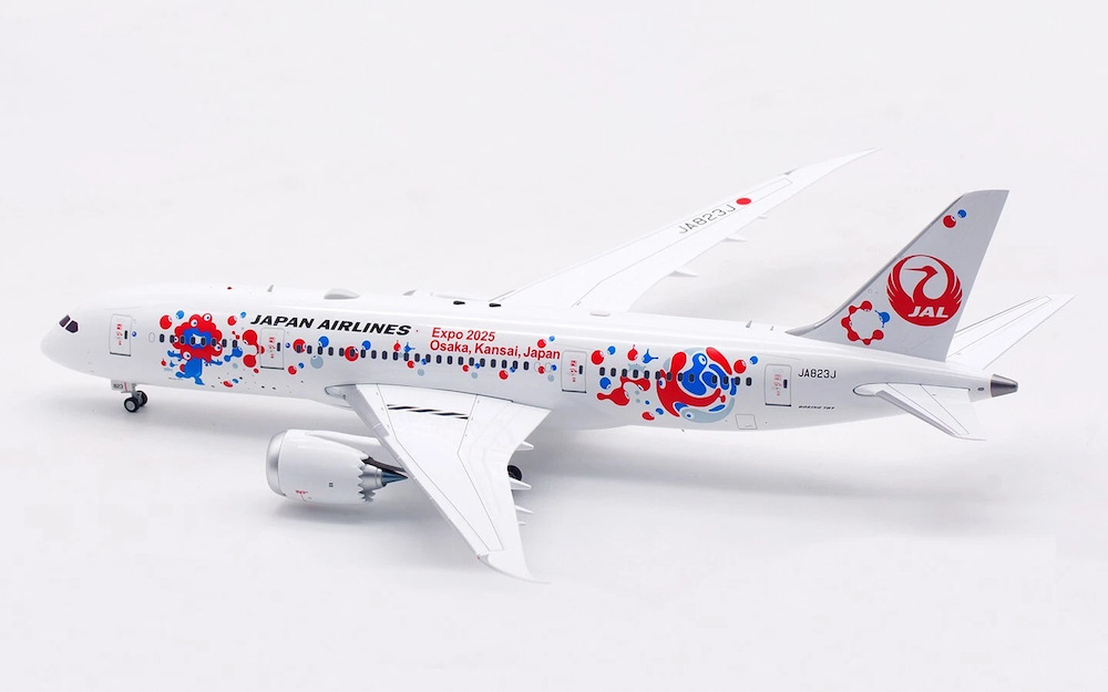 Inflight 200 B-788-823 Boeing 787-8 Dreamliner JAL, Japan