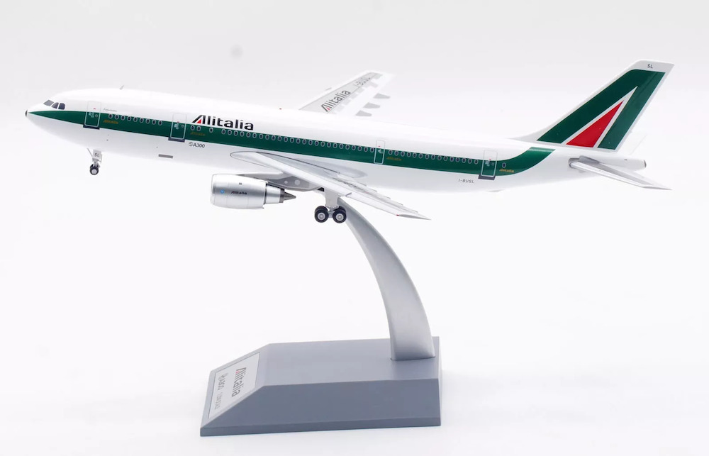 Inflight 200 IF30B4AZ0623 Airbus A300B4-203 Alitalia I-BUSL Inflight 200 IF30B4AZ0623 Airbus A300B4-203 Alitalia I-BUSL