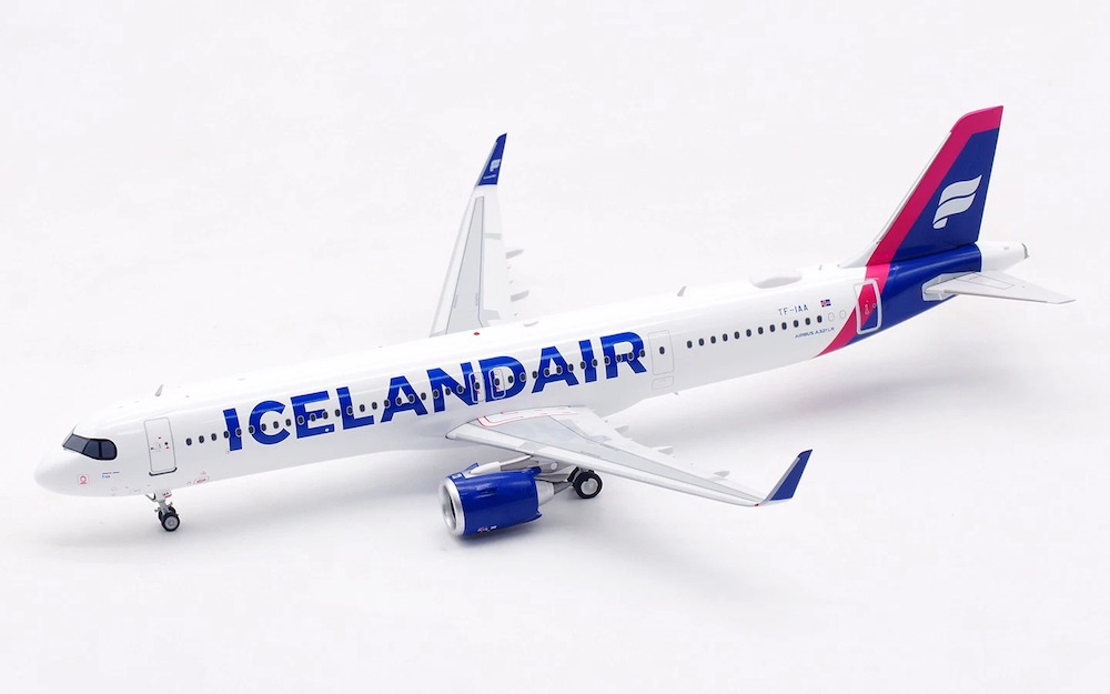 Inflight 200 IF321MF0425 Airbus A321neo Icelandair TF-IAA