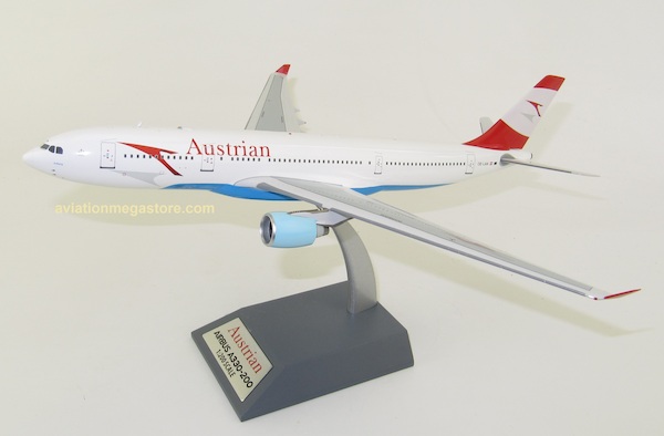 Airbus A330-200 Austrian Airlines OE-LAN With Stand  IF332OE0720