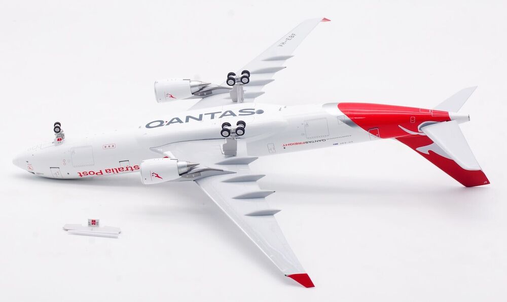 Inflight 200 IF332QF0124 Airbus A330-200 (P2F) Qantas Freight / A